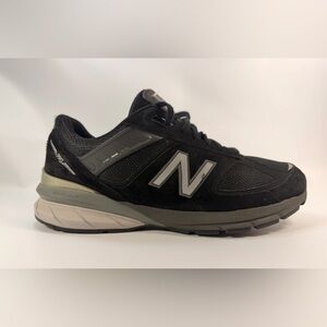 New Balance Made In USA Size 10.5(4E) Men’s